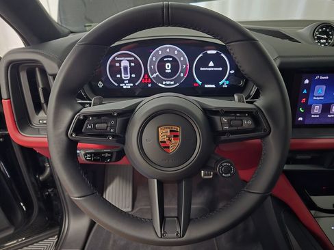 New 2026 Porsche Cayenne GTS AWD/4WD image 15
