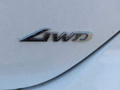 Used 2023 Genesis G70 2.0T w/ Sport Prestige Package image 18