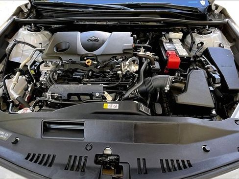 Used 2024 Toyota Camry SE image 27