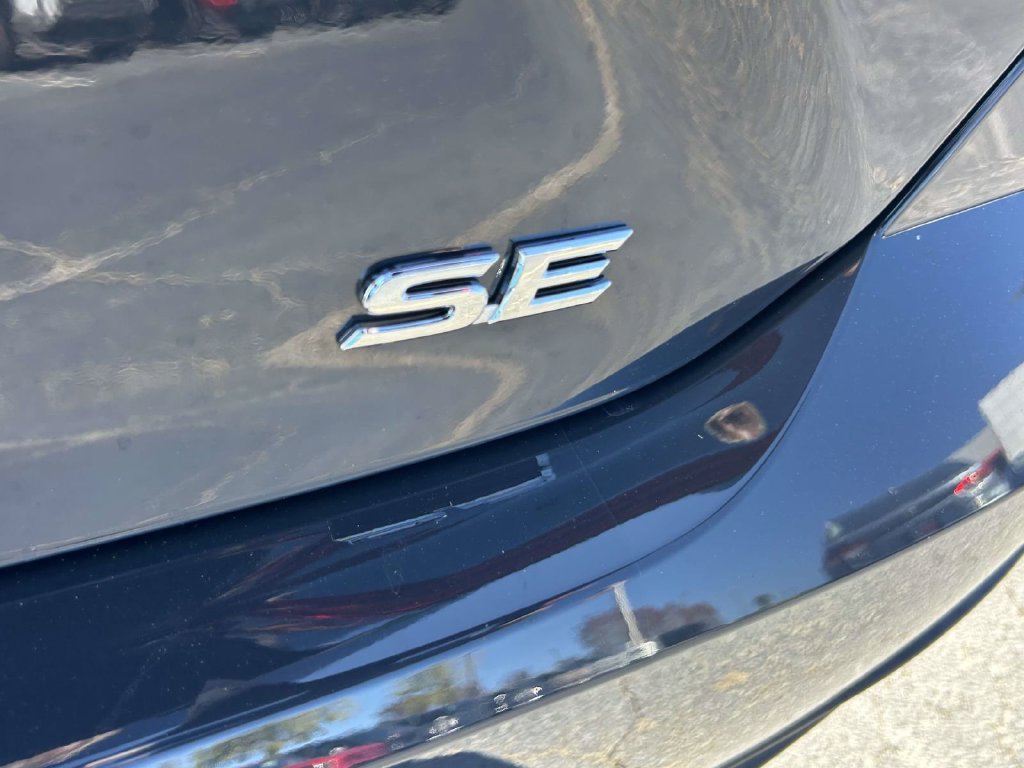 New 2026 Toyota Camry SE FWD image 11