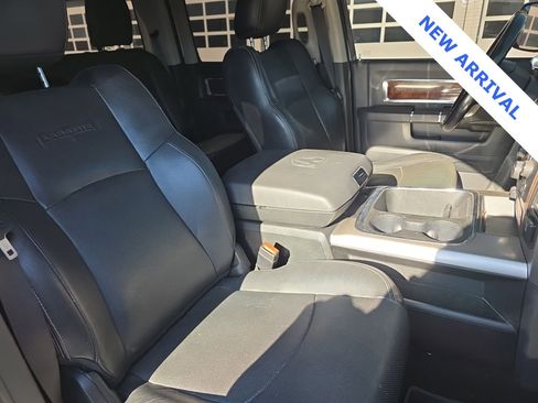 Used 2018 RAM 3500 Laramie w/ Convenience Group image 43