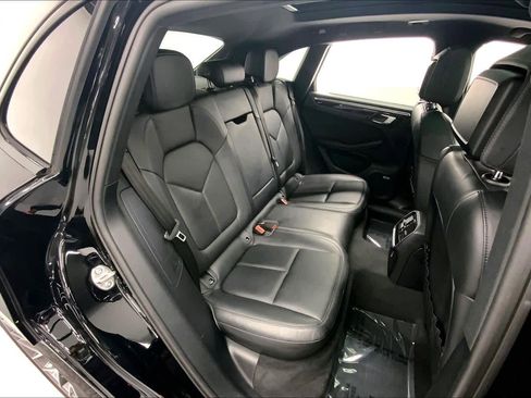 Used 2021 Porsche Macan S AWD/4WD image 13