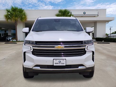 Used 2023 Chevrolet Tahoe LT w/ Luxury Package RWD image 2