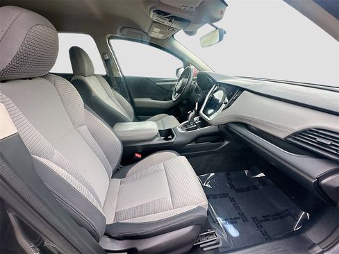 Used 2022 Subaru Outback Premium image 27