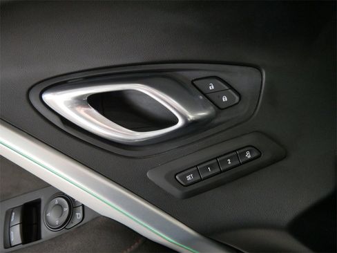 Used 2018 Chevrolet Camaro ZL1 image 23