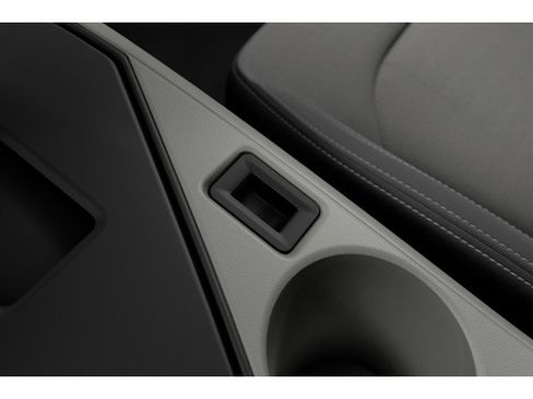 Certified 2025 Subaru Crosstrek 2.0i image 21