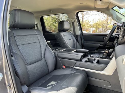 Used 2023 Toyota Tundra Limited image 23