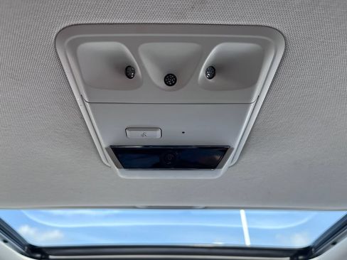 Certified 2024 Kia Carnival SX Prestige FWD image 24