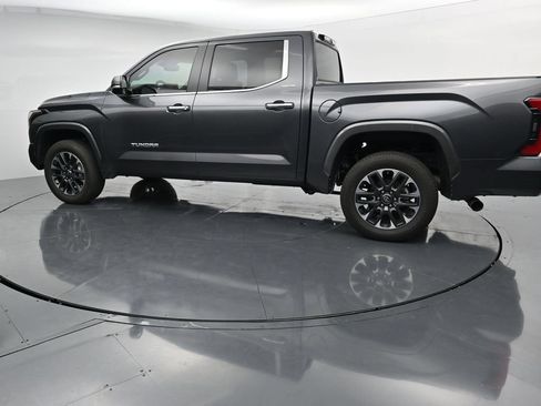 Used 2026 Toyota Tundra Limited AWD/4WD image 5