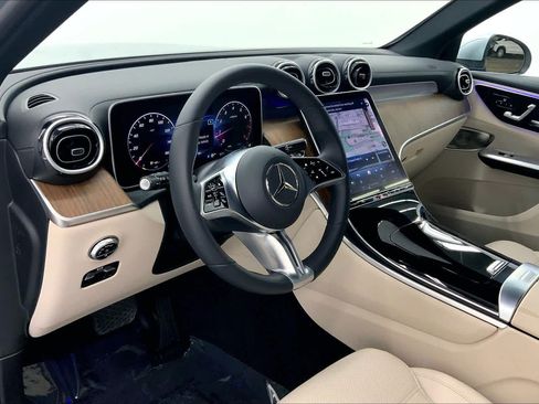 Certified 2023 Mercedes-Benz GLC 300 image 21