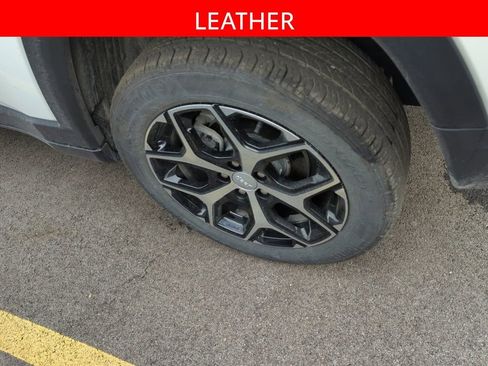 Used 2024 Jeep Compass Limited w/ Mopar Graphics Package image 5