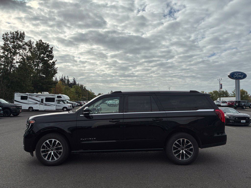 Used 2025 Ford Expedition Max Platinum AWD/4WD image 37