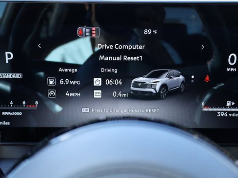 New 2026 Nissan Kicks SR w/ Cold Weather Package image 9