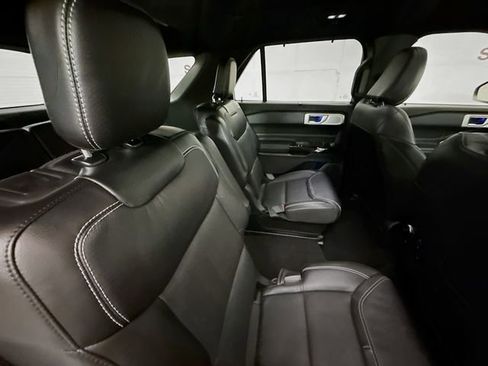 Used 2024 Ford Explorer ST w/ Equipment Group 401A AWD/4WD image 29