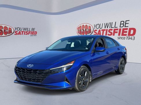 Certified 2023 Hyundai Elantra SEL image 8