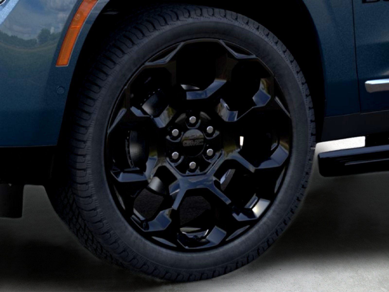 New 2026 GMC Yukon Denali w/ Denali Reserve Package AWD/4WD image 9