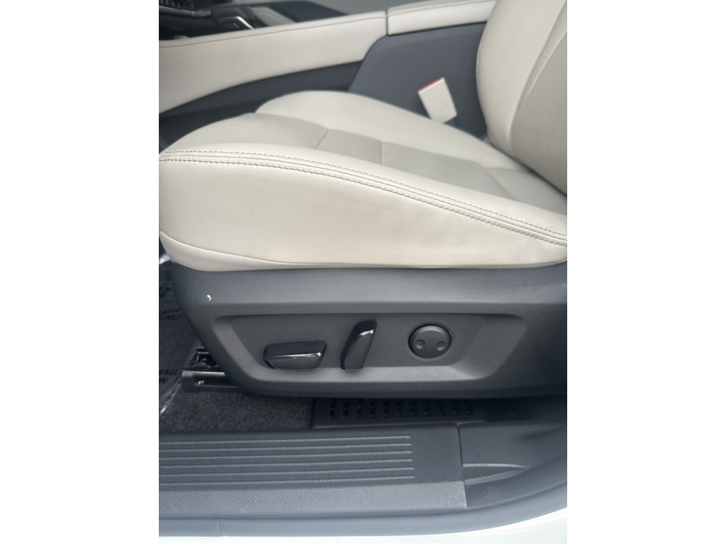 Used 2023 Nissan Rogue SL FWD image 36