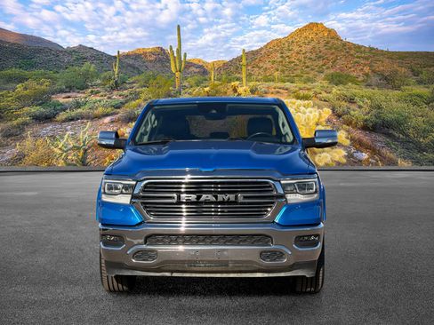 Used 2022 RAM 1500 Laramie AWD/4WD image 5