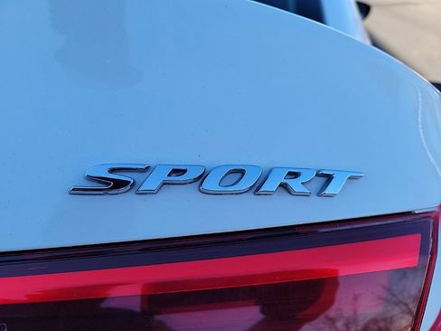 Used 2024 Honda Civic Sport image 16