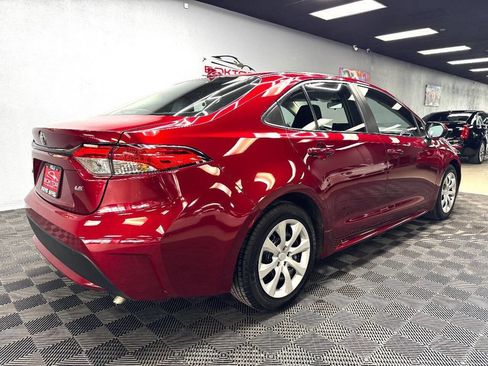 Used 2022 Toyota Corolla LE FWD image 14