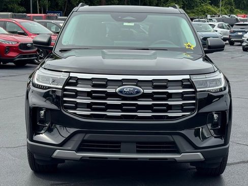 New 2025 Ford Explorer Active w/ Active Comfort Package image 18