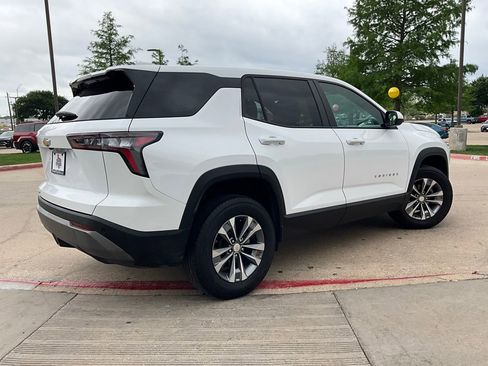 Used 2025 Chevrolet Equinox LT image 6