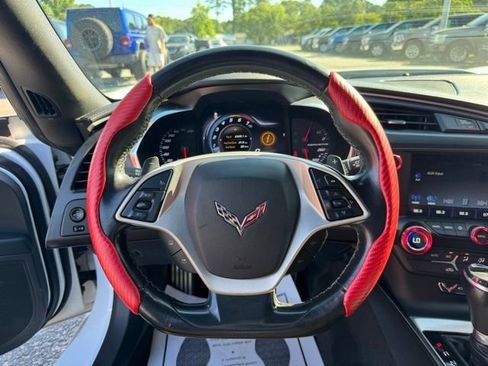 Used 2016 Chevrolet Corvette Stingray Coupe RWD image 14