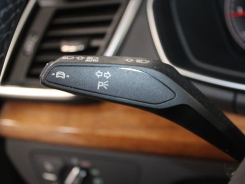 Used 2023 Audi Q5 2.0T Premium Plus image 38