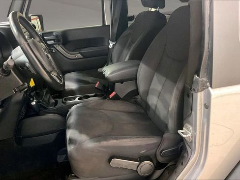 Used 2013 Jeep Wrangler Sport image 23