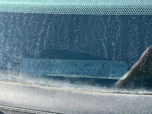 Used 2025 Ford F250 XLT image 3