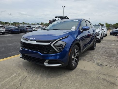 Certified 2024 Kia Sportage EX FWD image 5