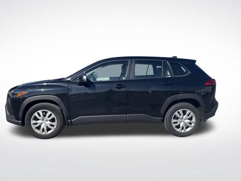 Used 2023 Toyota Corolla Cross L AWD/4WD image 2