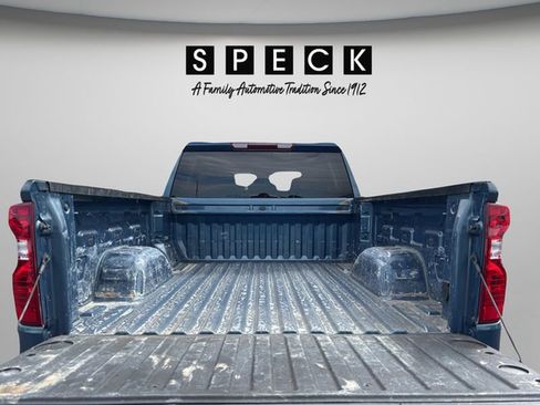 Used 2024 Chevrolet Silverado 1500 Custom Trail Boss AWD/4WD image 19