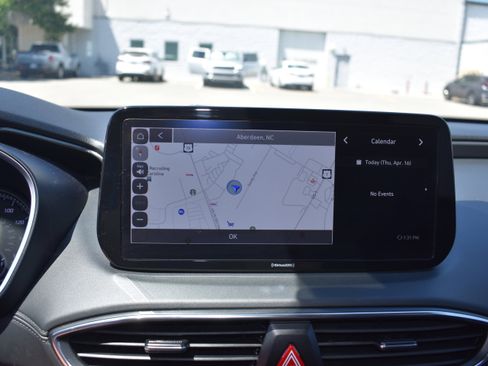 Used 2023 Hyundai Santa Fe SEL image 18