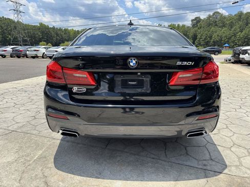 Used 2019 BMW 530i w/ M Sport Package RWD image 12