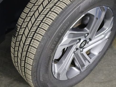 Used 2023 Hyundai Santa Fe SE FWD image 35