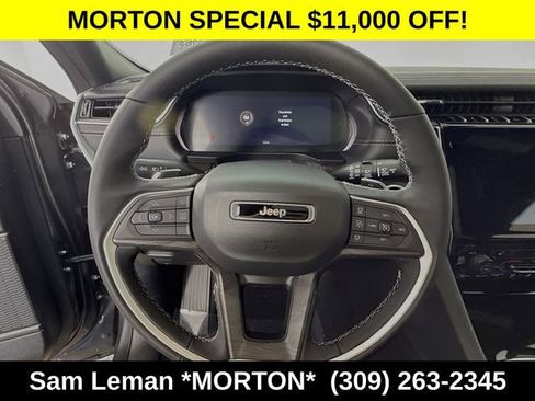 New 2025 Jeep Grand Cherokee Limited w/ Black Appearance Package image 11