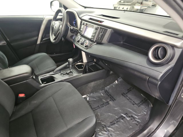 Used 2018 Toyota RAV4 LE w/ All Weather Liner Package AWD/4WD image 34