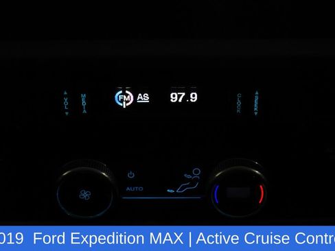 Used 2019 Ford Expedition Max XLT w/ Equipment Group 202A AWD/4WD image 30