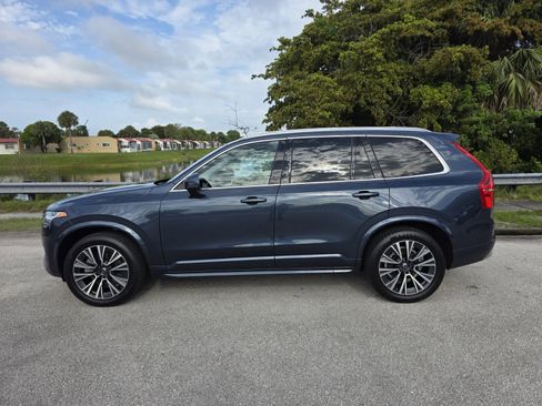 Used 2022 Volvo XC90 T6 Momentum w/ Protection Package Premier AWD/4WD image 7