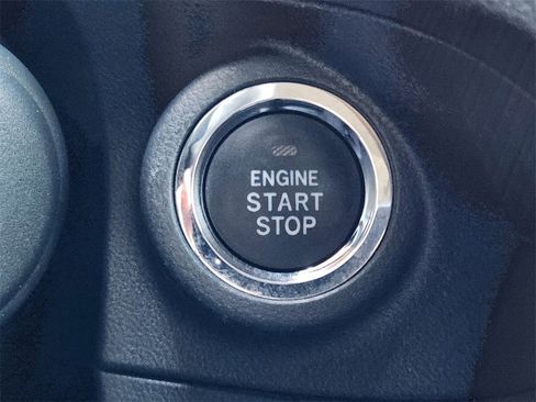 Certified 2023 Subaru Forester Limited image 17