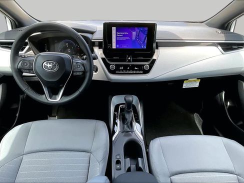 Used 2026 Toyota Corolla SE FWD image 15
