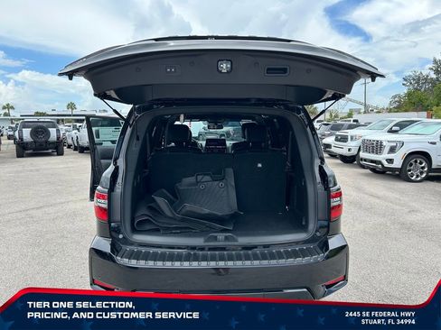 Used 2024 Nissan Armada SL w/ Midnight Edition Package RWD image 9