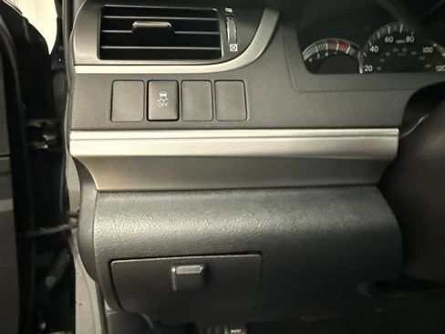 Used 2014 Toyota Camry SE FWD image 28