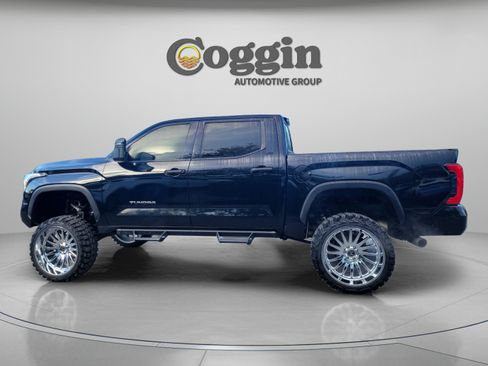 Used 2023 Toyota Tundra SR5 w/ SR5 Convenience Package AWD/4WD image 2
