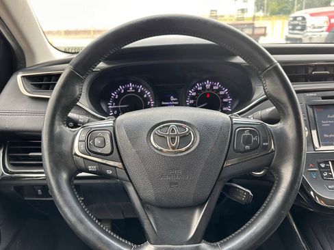 Used 2016 Toyota Avalon Touring FWD image 21