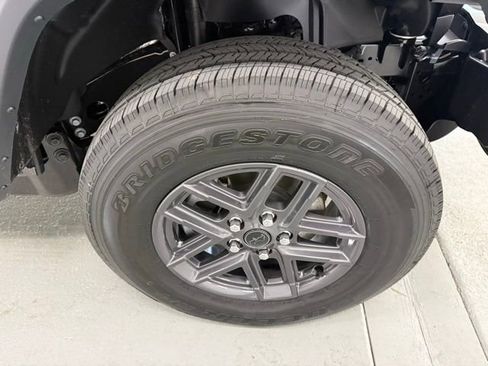 New 2026 Jeep Gladiator Sport image 4