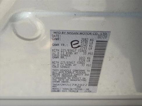 Used 2020 Nissan Rogue SV image 29