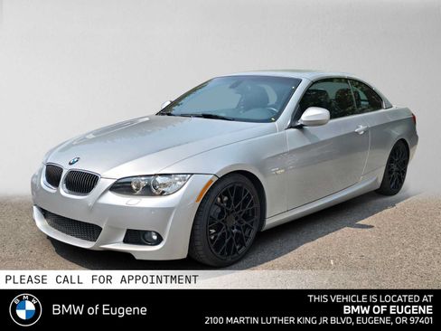 Used 2010 BMW 328i Convertible RWD image 5