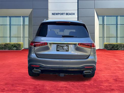 Used 2023 Mercedes-Benz GLS 450 4MATIC image 10